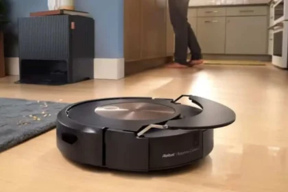 Dyson Launches Smart Home Robot Vacuum