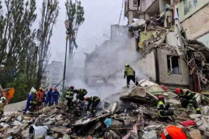 Kyiv attack kills civilians in Russia strikes