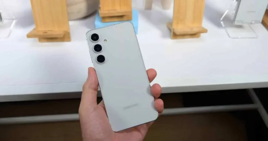 The Galaxy S25 FE Display Upgrade No One Is Talking About