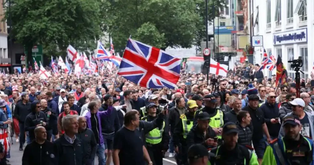 Tommy Robinson Rally Turns Violent in London