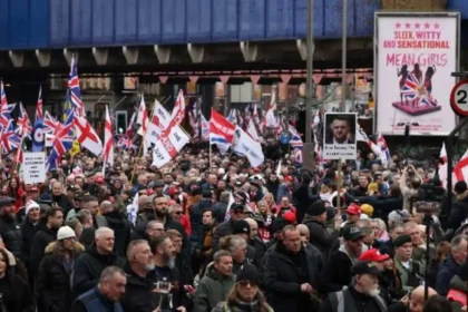 Tommy Robinson Rally Turns Violent in London