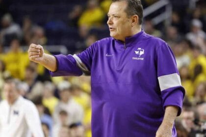 Billy Gillispie placed on leave at Tarleton State amid investigation