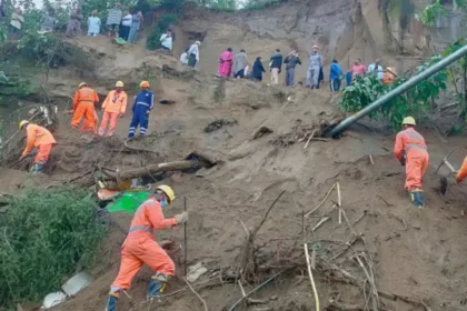Himachal Pradesh Landslide Kills 15